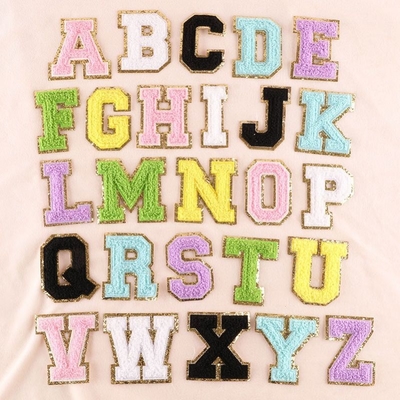 8 cm Patch di lettere di chenille Set alfabetico per abbigliamento Ferro personalizzato su asciugamano ricamato