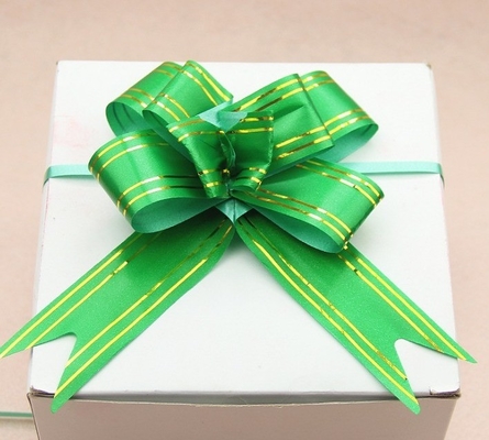 Colore bello e veloce Organza String Pull Archi per festa di nozze in materiale satinato