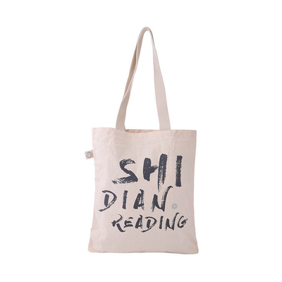 Acquisti semplici con sacchetti in tela personalizzati con materiali ecologici e loghi stampati